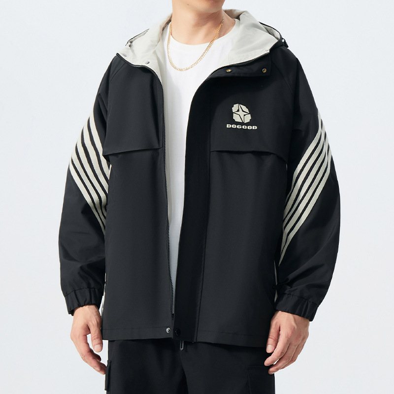 Vīriešu kapucēta vēja jaka ar rāvējslēdzēju priekšā, brīvs piegriezums, ārējais materiāls un oderes materiāls 100% poliesters, piemērots pavasarim un rudenim