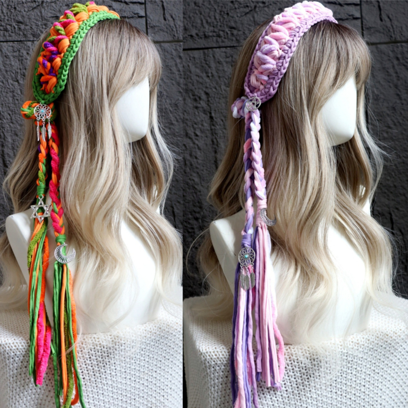 Sieviešu matu lente ar boho pūciņām, retro stils, raksts ar kvadrātiņiem, viļņota forma, atsevišķs iepakojums