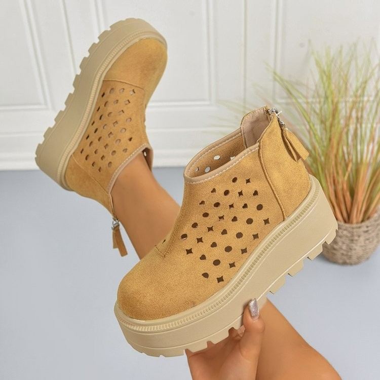 Ženske Martin čizme s platformom i klinastim petom, velur gornji dio, zaobljeni vrh, stražnji zatvarač