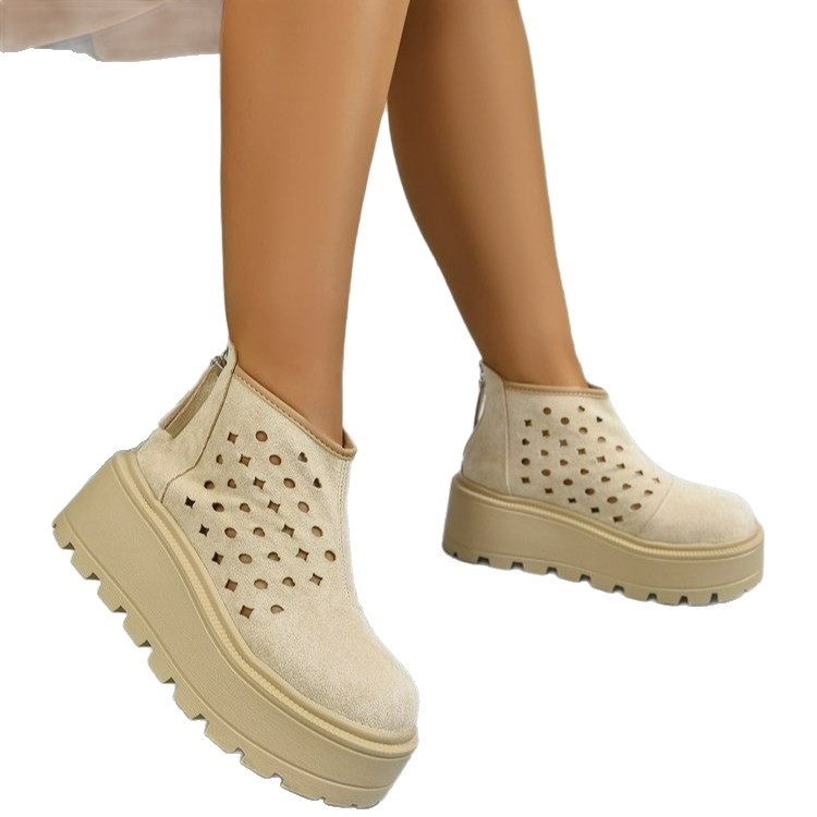 Ženske Martin čizme s platformom i klinastim petom, velur gornji dio, zaobljeni vrh, stražnji zatvarač