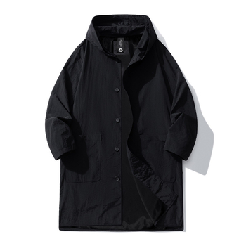 Gobtuvas striukė su stovinančia apykakle, užtrauktuku priekyje, laisvas kirpimas, ilgas