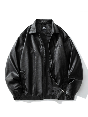 Vīriešu jaka ar apgrieztu apkakli, rāvējslēdzēja aizdare, brīvs piegriezums, sānu kabatas, ūdensizturīga un pretvēja