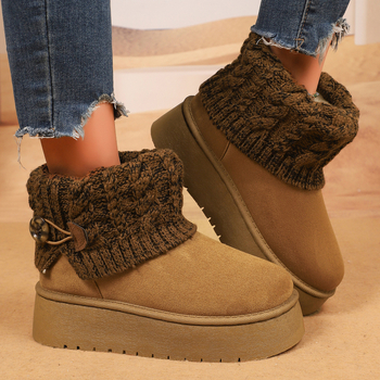 Χιονισμένα μποτάκια με nubuk πάνω μέρος, επένδυση από τεχνητή γούνα, σόλα από καουτσούκ