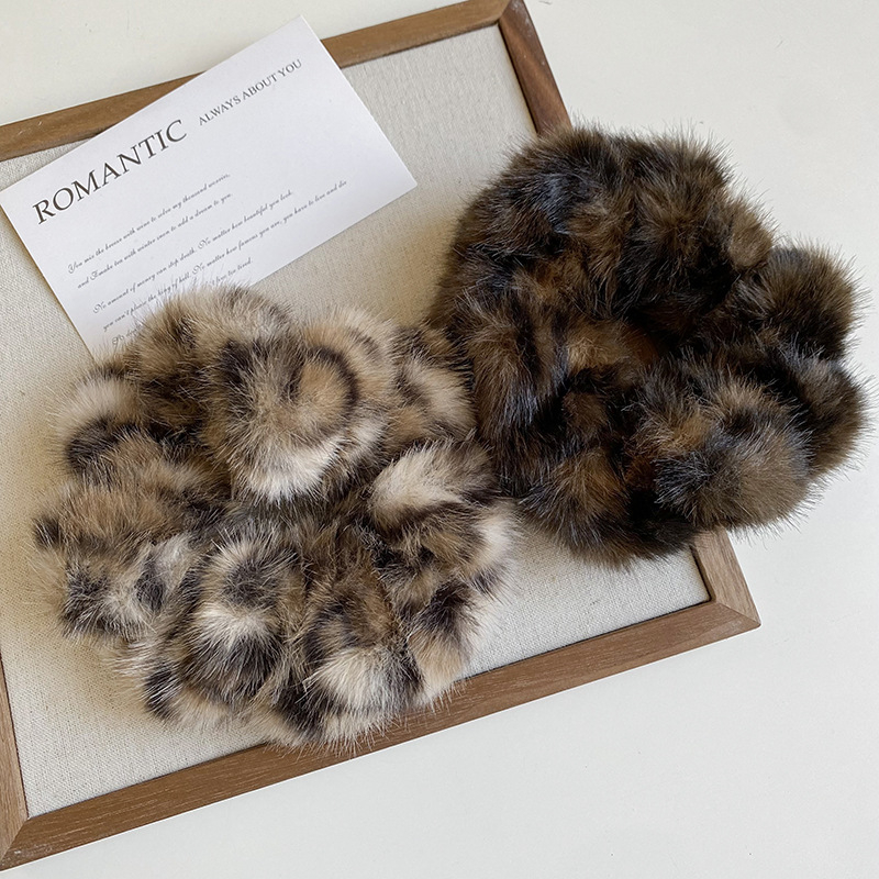 Pūkaina matu gumija ar bumbiņu, roku darbs, augsta elastība, Korejas stila, svaigs un salds