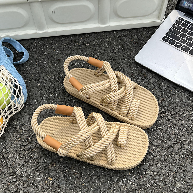 Γυναικείες σαγιονάρες παραλίας, ύφασμα επάνω, στρογγυλή μύτη, συνθετική σόλα, Καλοκαίρι 2025