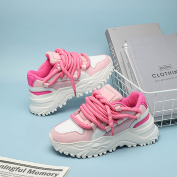 Uniszex sportcipő – koreai stílus, PU háló felsőrész, középső sarok 3–5 cm, légáteresztő, MD talp, fűzős zárás