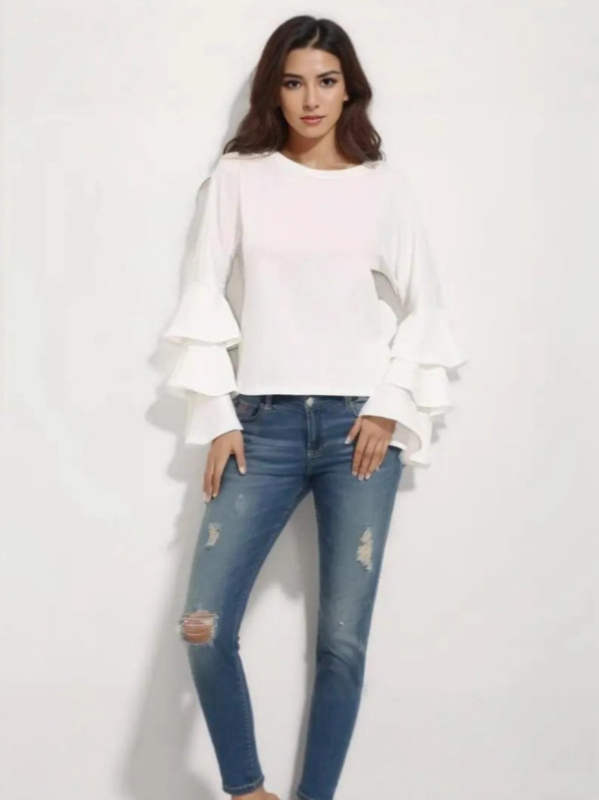 Krekli ar apļveida kaklu, garas piedurknes, trīs slāņu volāna piedurknēs, poliestera audums, vidēja garuma