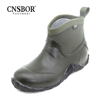 Kišne čizme s gornjim dijelom od Crosyile smole, gumom, unutarnja podstava od ovčjeg baršuna, visina pete 3-5 cm