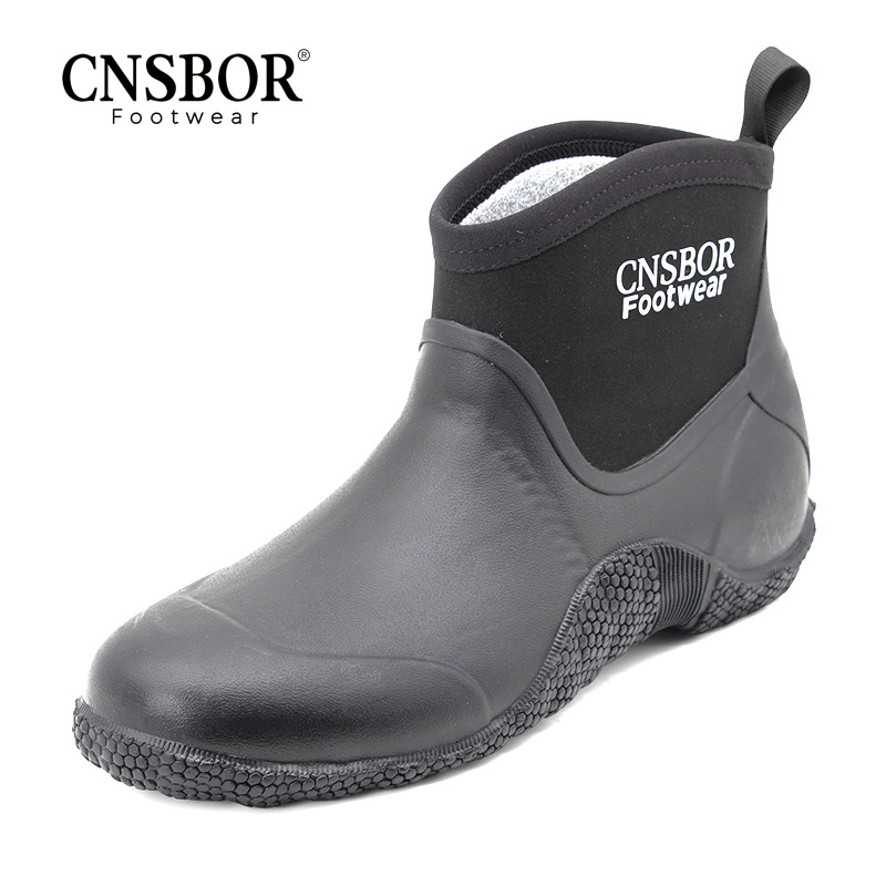 Kišne čizme s gornjim dijelom od Crosyile smole, gumom, unutarnja podstava od ovčjeg baršuna, visina pete 3-5 cm