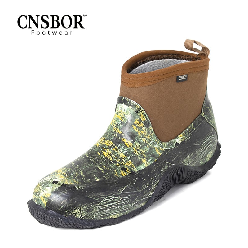 Kišne čizme s gornjim dijelom od Crosyile smole, gumom, unutarnja podstava od ovčjeg baršuna, visina pete 3-5 cm