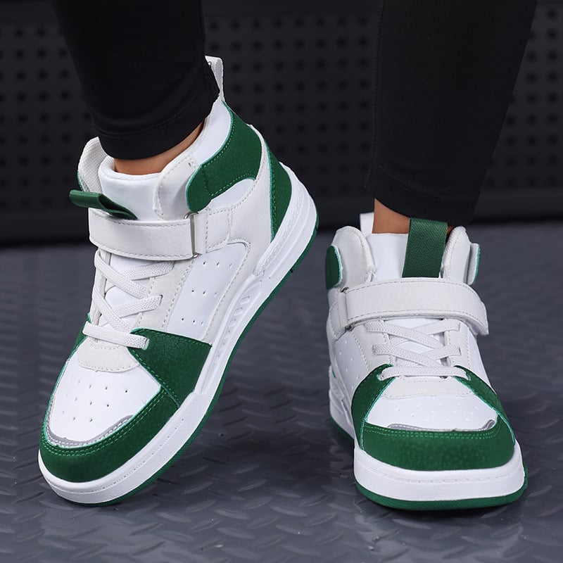 Zēnu sporta apavi, sintētiskā āda augšdaļā, kvadrātveidīgs purngals, Velcro aizdare, gumijas zole