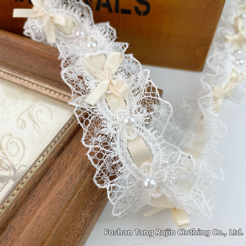 Polyesterová čipka s korálkami a mašličkou pre oblečenie, závesy a remeslá