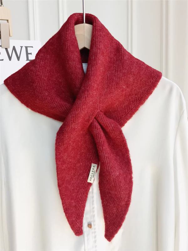 Trijstūra šalle, twill audums, siltums, ziemas sezona, A-W81702, poliestera šķiedras