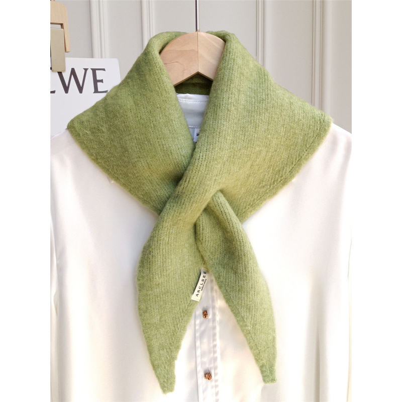 Trijstūra šalle, twill audums, siltums, ziemas sezona, A-W81702, poliestera šķiedras