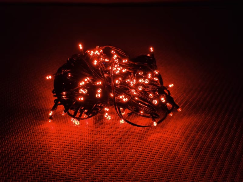 KM-S100 Solarni LED treperići niz za vanjsku upotrebu – IP65 vodootporno, upravljanje daljinskim i tipkom, snaga svjetla 6000