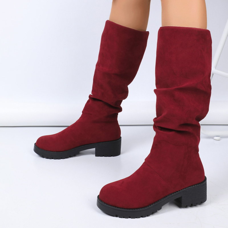 Vojničke čizme od velura, do koljena, okrugli vrh, debeli pet 6–8 cm, gumena potplata