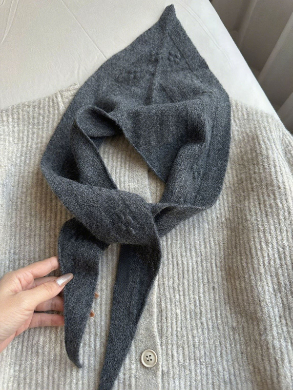 Trīsstūra vilnas šalle ar ziedu rakstu, 100% vilna, vienkāršs audums, saglabā siltumu, ziema, SJ-X2797