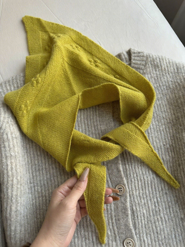 Trīsstūra vilnas šalle ar ziedu rakstu, 100% vilna, vienkāršs audums, saglabā siltumu, ziema, SJ-X2797