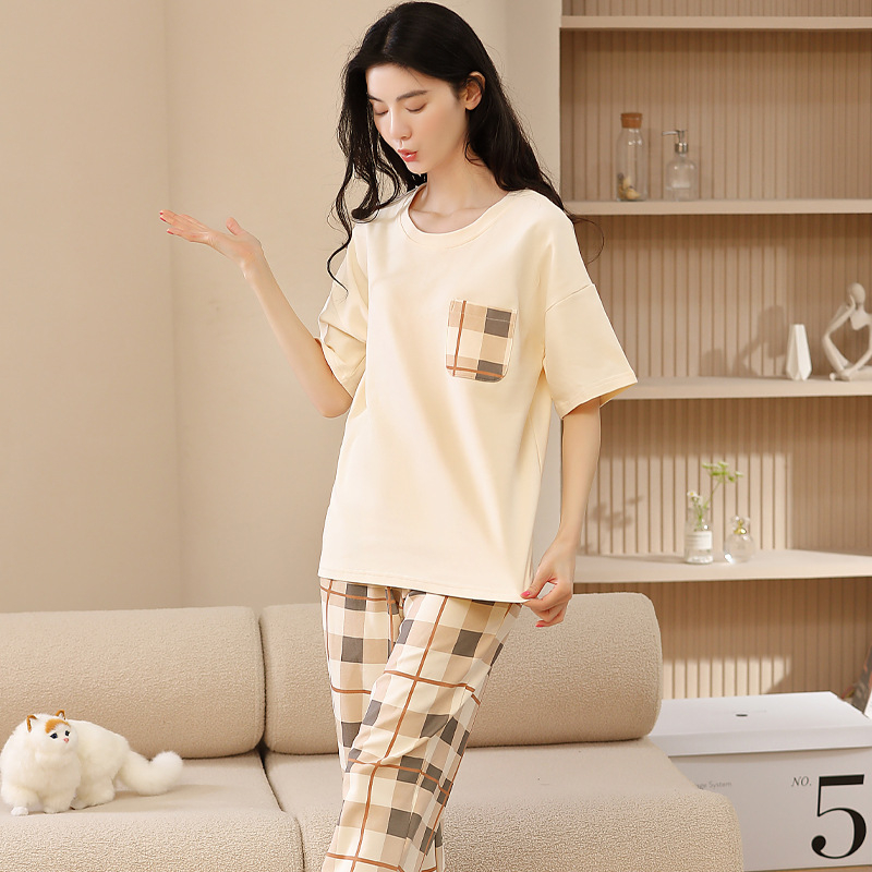 Kokvilnas divdaļīgs pidžāmas komplekts ar apaļu kakla izgriezumu un biksēm, karikatūru zīmējums, viegls un elpojošs vasarai