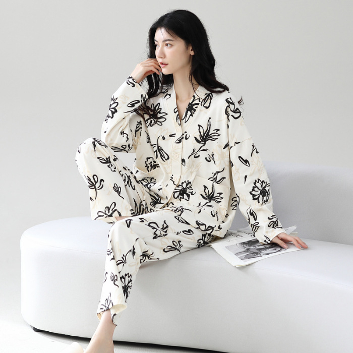 Sieviešu kokvilnas pidžāmu komplekts ar kimono kaklu, garām piedurknēm un biksēm – elpojošs, ērts