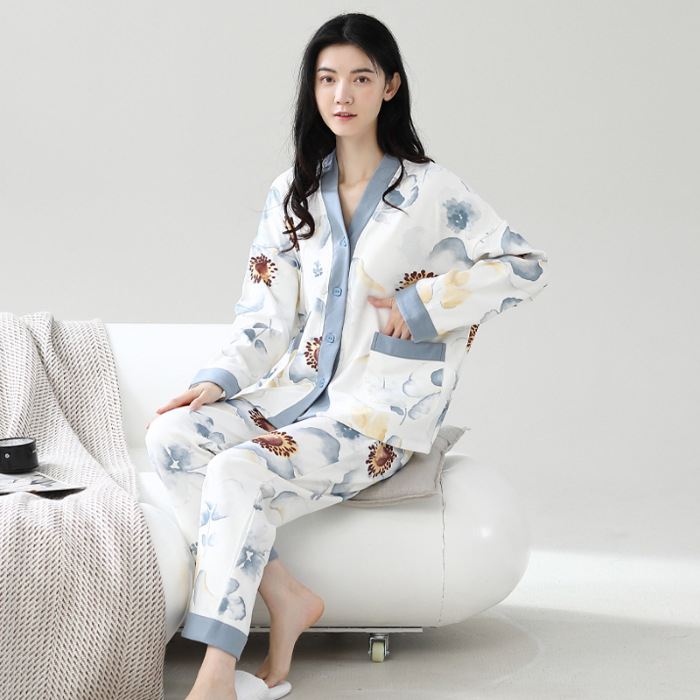Sieviešu kokvilnas pidžāmu komplekts ar kimono kaklu, garām piedurknēm un biksēm – elpojošs, ērts