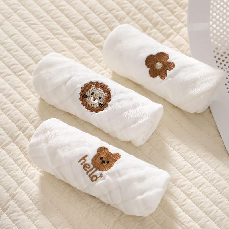 Slinavnik za bebe — ljetni lagani pamuk gaz, kvadratni oblik, za uzrast 3–8 godina