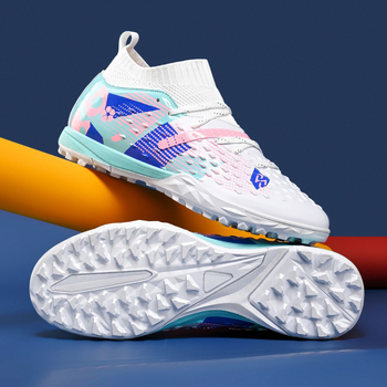 Futbola kurpes – Unisex, elpojošs augšējais slānis no sintētiskās ādas, gumijas zole, PU iekšzole, šņorēšana (Breathable upper, Synthetic leather, Rubber sole, PU insole, Lace-up)