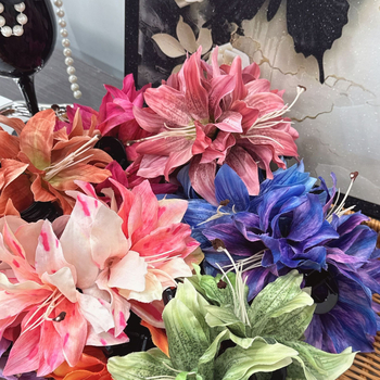 Matu aizdare - 3D lilijas zieds, 4 lilijas, roku darbs, fejas stils (Printed Lily)