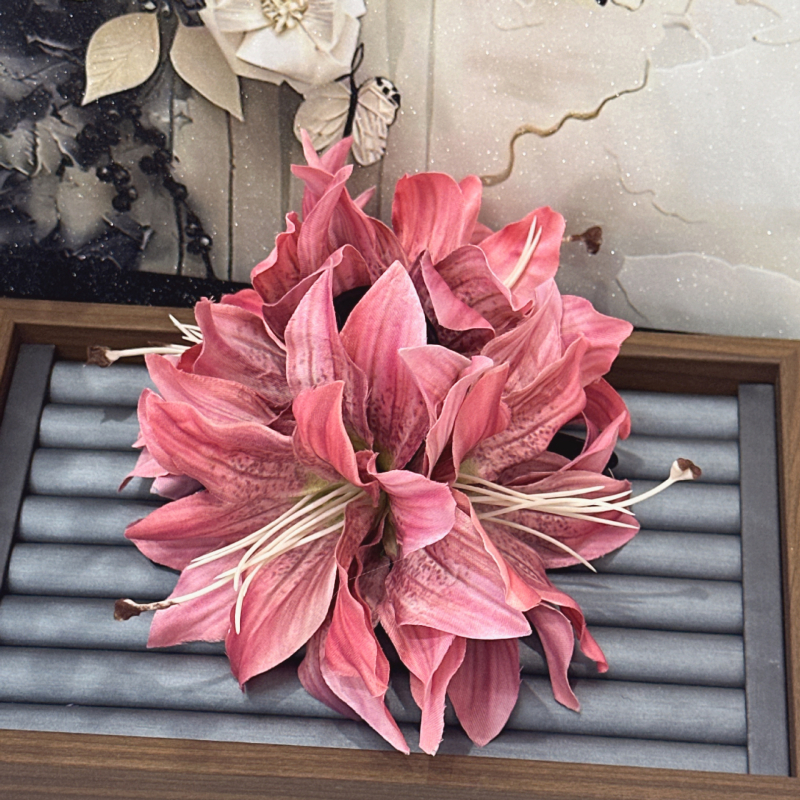 Matu aizdare - 3D lilijas zieds, 4 lilijas, roku darbs, fejas stils (Printed Lily)