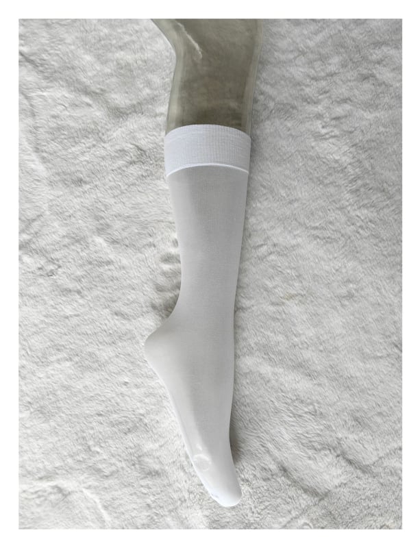 Мъжки чорапи до средно под коляното, нейлонови, едноцветни, тънък плат, 95–100% нейлон