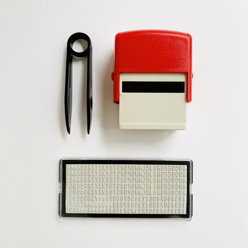 Dial stamp set – Пластмасов правоъгълен печат за финансови офисни нужди; възстановяване на мастило