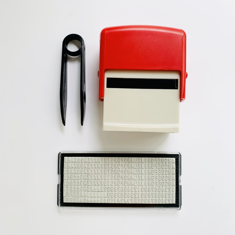 Dial stamp set – Пластмасов правоъгълен печат за финансови офисни нужди; възстановяване на мастило