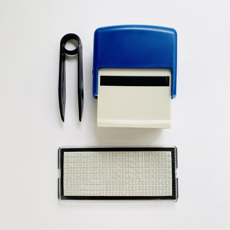 Dial stamp set – Пластмасов правоъгълен печат за финансови офисни нужди; възстановяване на мастило
