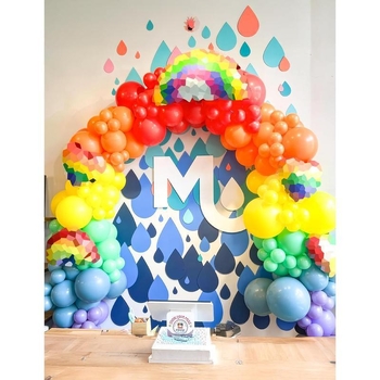 Ziemassvētku un Helovīna varavīksnes balonu arka komplekts — Materiāls TPU; Balona tips: grīdas balons; Forma: sirds; Preces numurs lz1731303088557166908