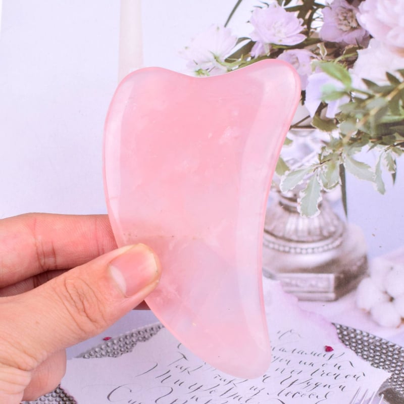 Сърцевидна дъска за лицев масаж от естествен кварц, полирана повърхност, персонализиране