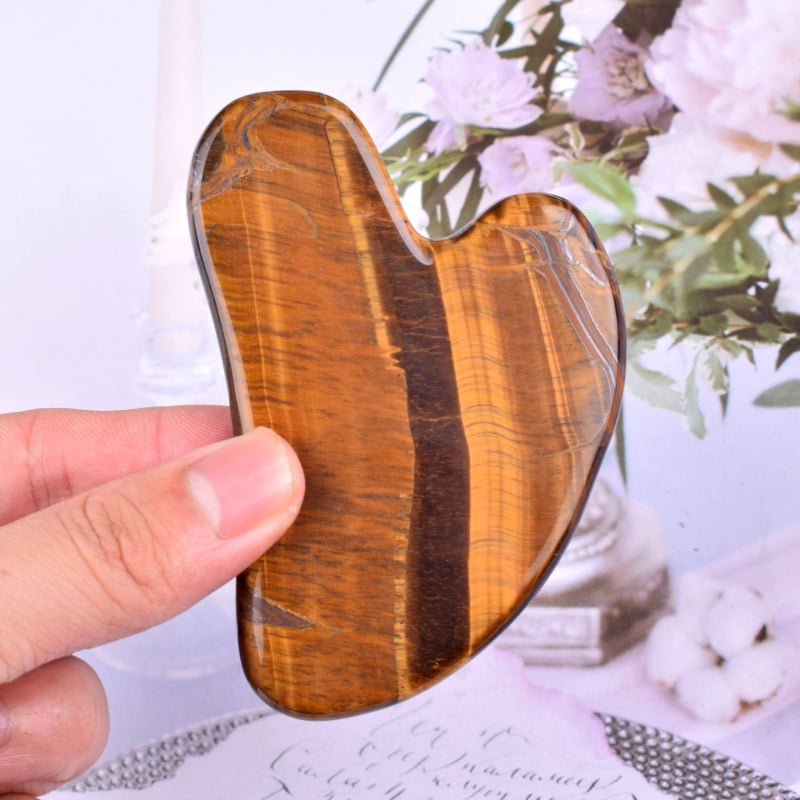 Сърцевидна дъска за лицев масаж от естествен кварц, полирана повърхност, персонализиране