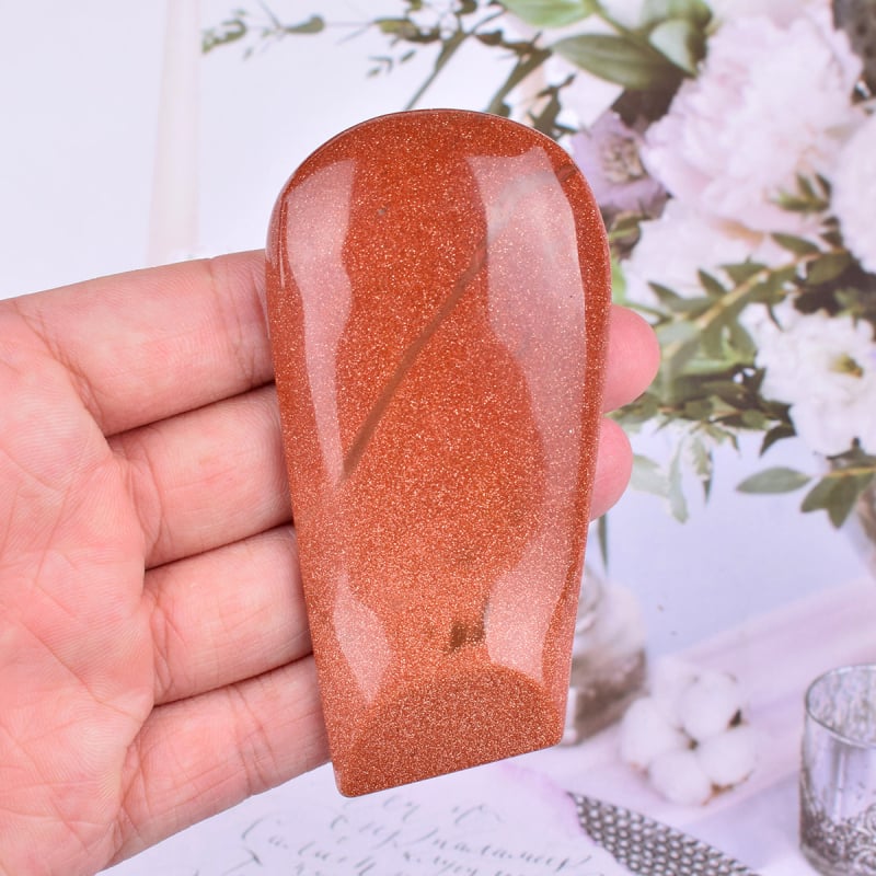 Сърцевидна дъска за лицев масаж от естествен кварц, полирана повърхност, персонализиране