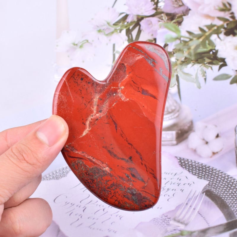 Сърцевидна дъска за лицев масаж от естествен кварц, полирана повърхност, персонализиране