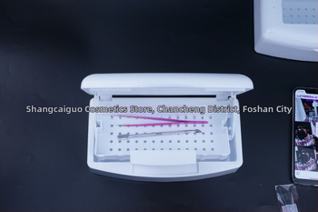 Manikīra instrumentu dezinfekcijas kārba, modelis: Dezinficēšanas kārba, Neto saturs: 0.5