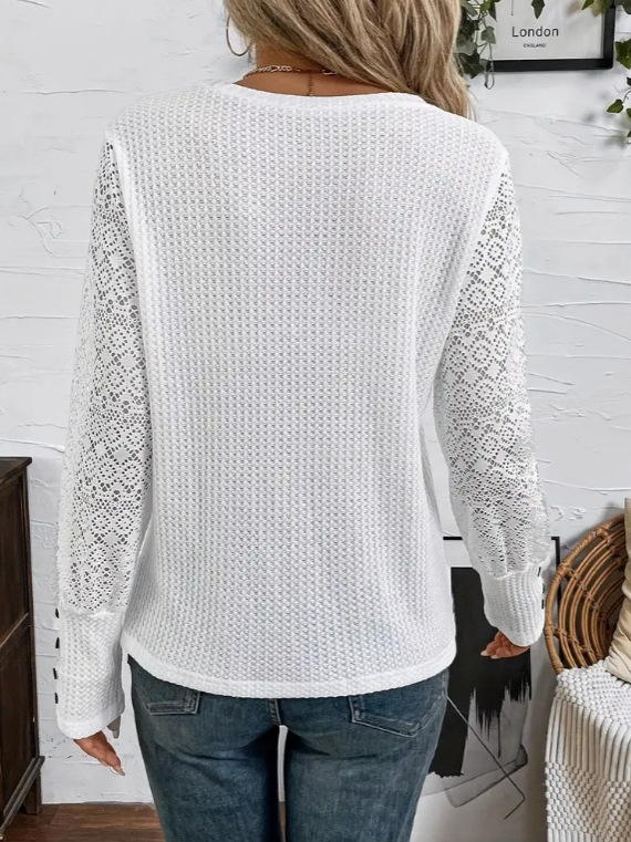 Vaflasta pletena majica s čipkastim panelom, dugi rukavi, okrugli izrez, udoban kroj