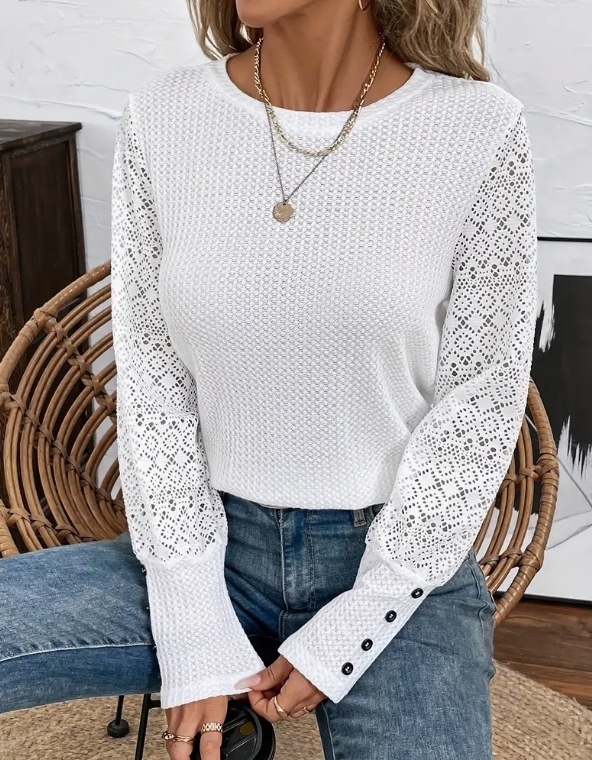 Vaflasta pletena majica s čipkastim panelom, dugi rukavi, okrugli izrez, udoban kroj