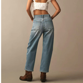 Džinsi – adīts denims ar elastānu, augsts viduklis, taisnas bikses, nolietoti un izmazgāti