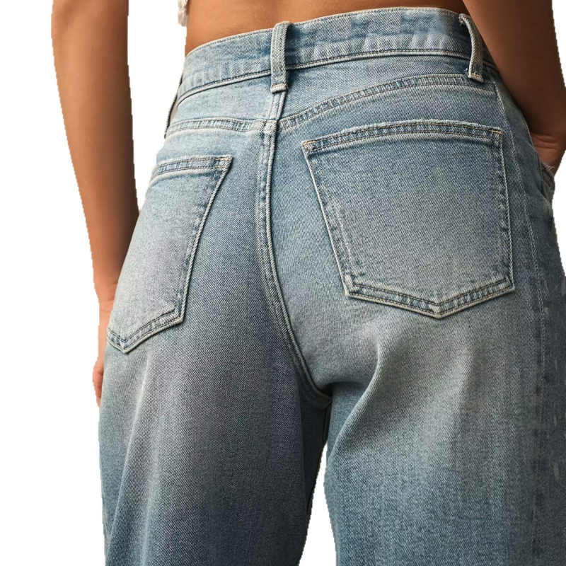 Džinsi – adīts denims ar elastānu, augsts viduklis, taisnas bikses, nolietoti un izmazgāti