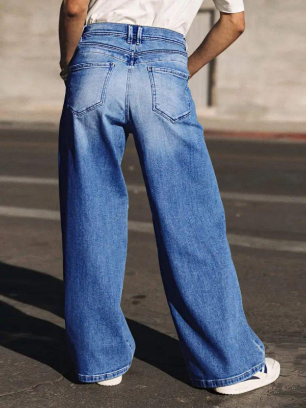 Ženske široke traperice od denima, srednji pojas, 70–80% pamuk, blagi rastezljivost, Cat Whisker završna obrada