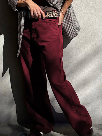 Traperice visokog struka, s blagim zvonastim krojem, s više džepova, pamuk-elastan