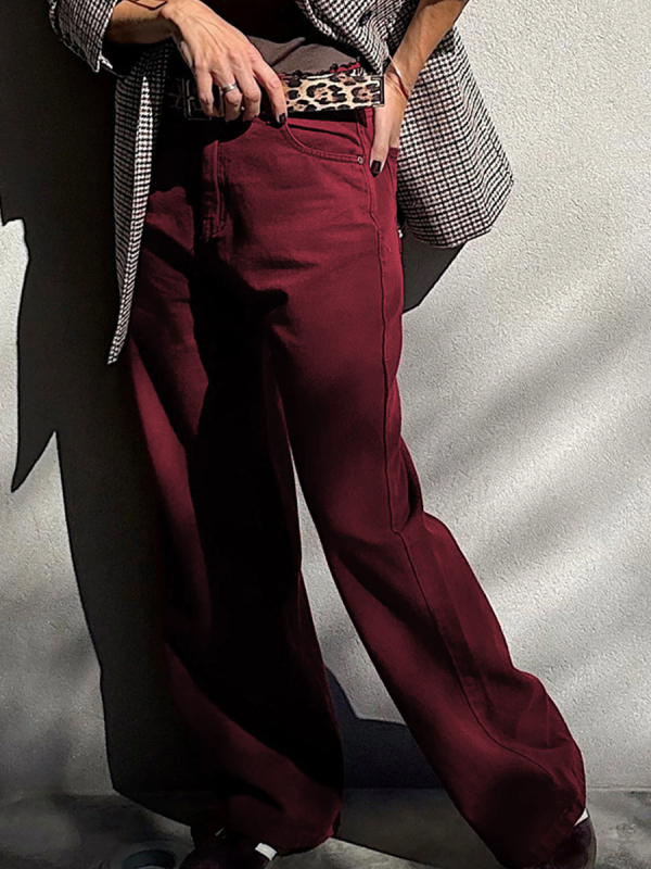 Traperice visokog struka, s blagim zvonastim krojem, s više džepova, pamuk-elastan