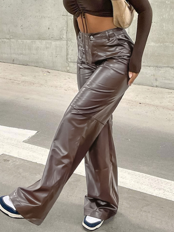 PU hlače s pravim krojem, mikroelastične, street fashion stil i motociklistički stil, lansiranje ljeta 2023