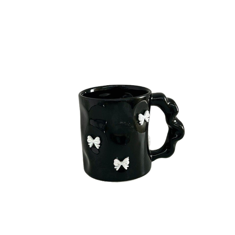 Käsitsi valmistatud portselanist kruus Camellia, ebakorrapärase kujuga, kõrge kuumuskindlus, mikrolaineahi sobiv, logotüübi trükkimine võimalik