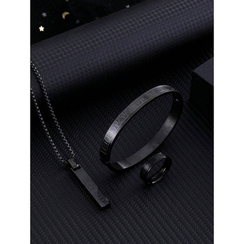 Kullatud meeste ehtedekomplekt — käevõru, sõrmus ja kaelakee Rooma numbritega