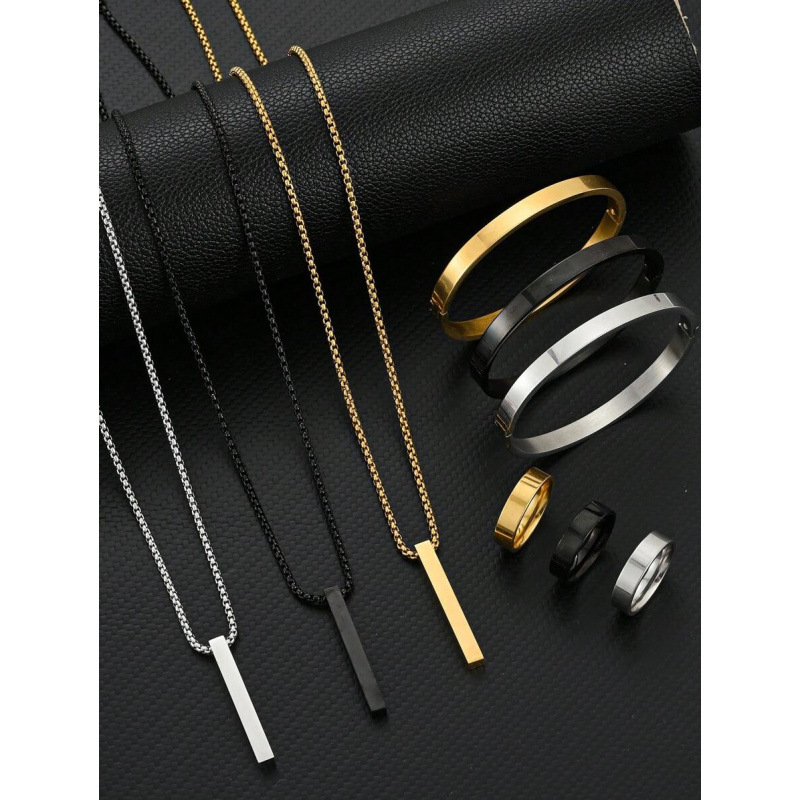 Kullatud meeste ehtedekomplekt — käevõru, sõrmus ja kaelakee Rooma numbritega